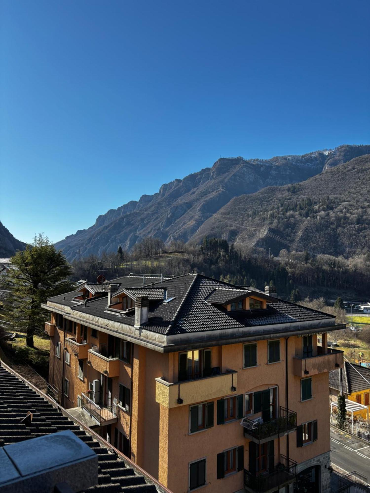 La Casa Di Pietro Apartment Piazza Brembana Luaran gambar